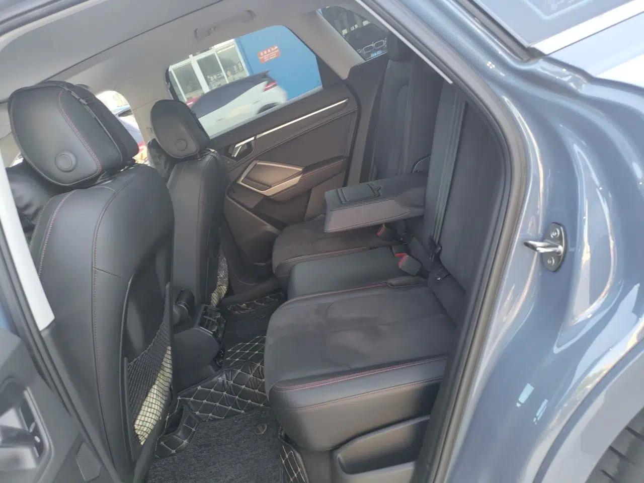 Audi Q3 2022 40 TFSI RS Package Performance Model — миниатюра 17