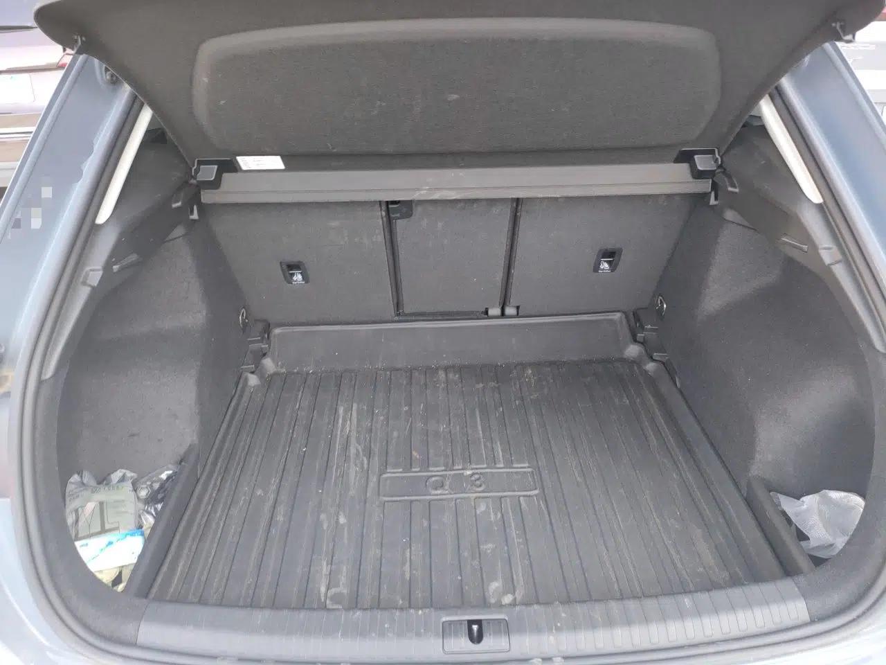 Audi Q3 2022 40 TFSI RS Package Performance Model — миниатюра 19