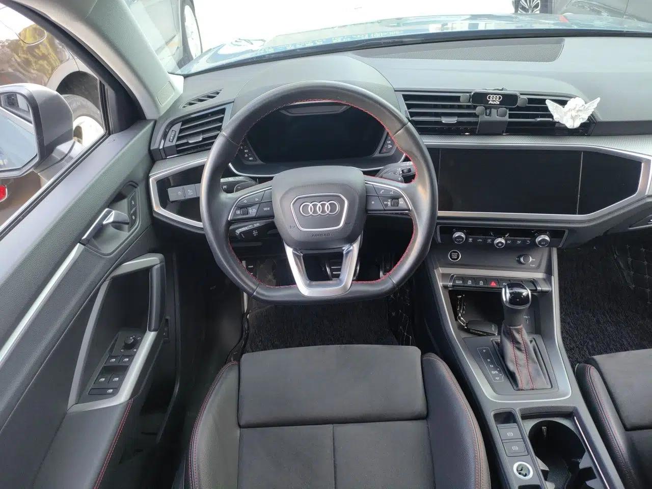 Audi Q3 2022 40 TFSI RS Package Performance Model — миниатюра 10