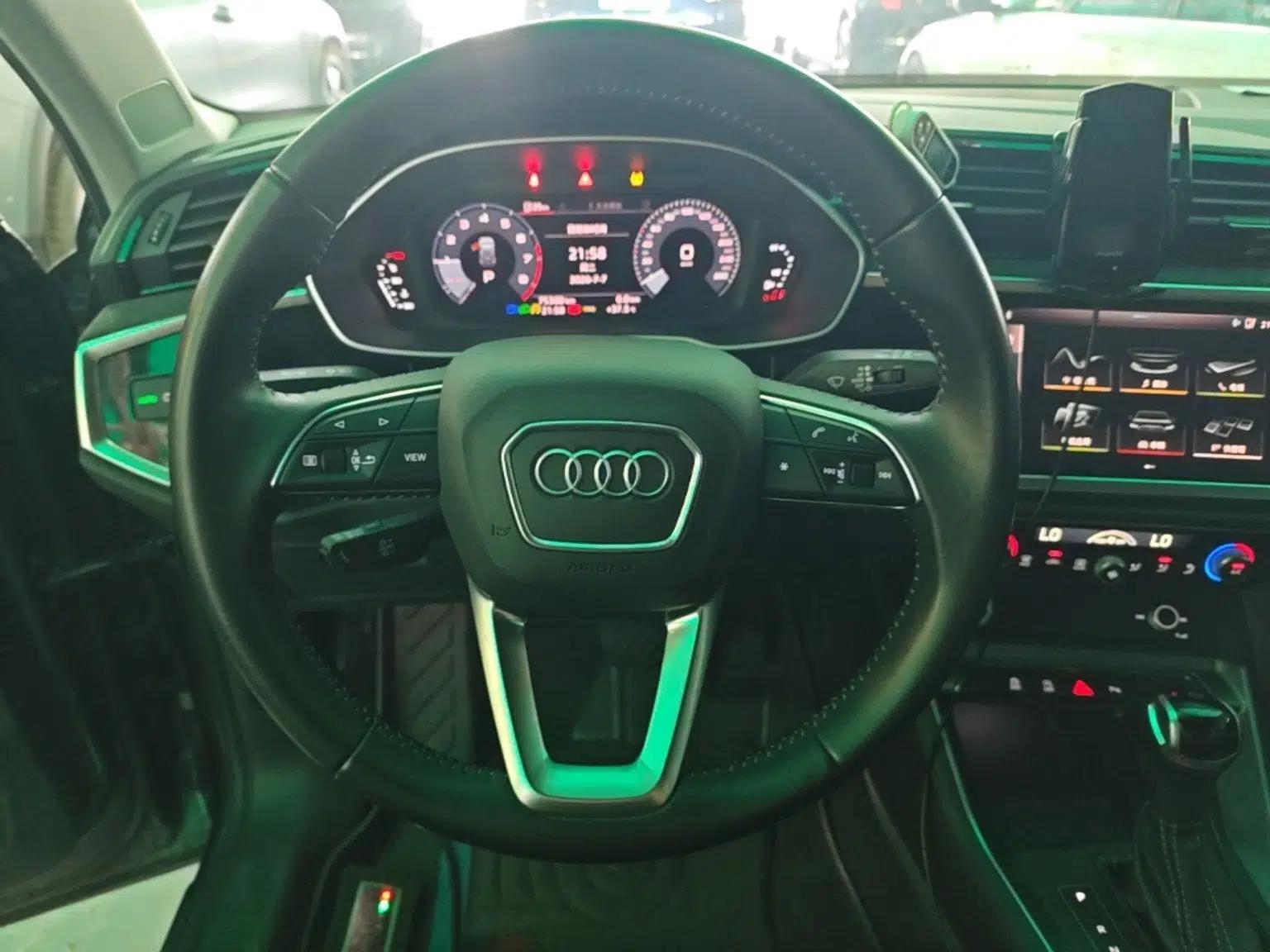 Audi Q3 2021 35 TFSI Progressive Dynamic Edition — миниатюра 13