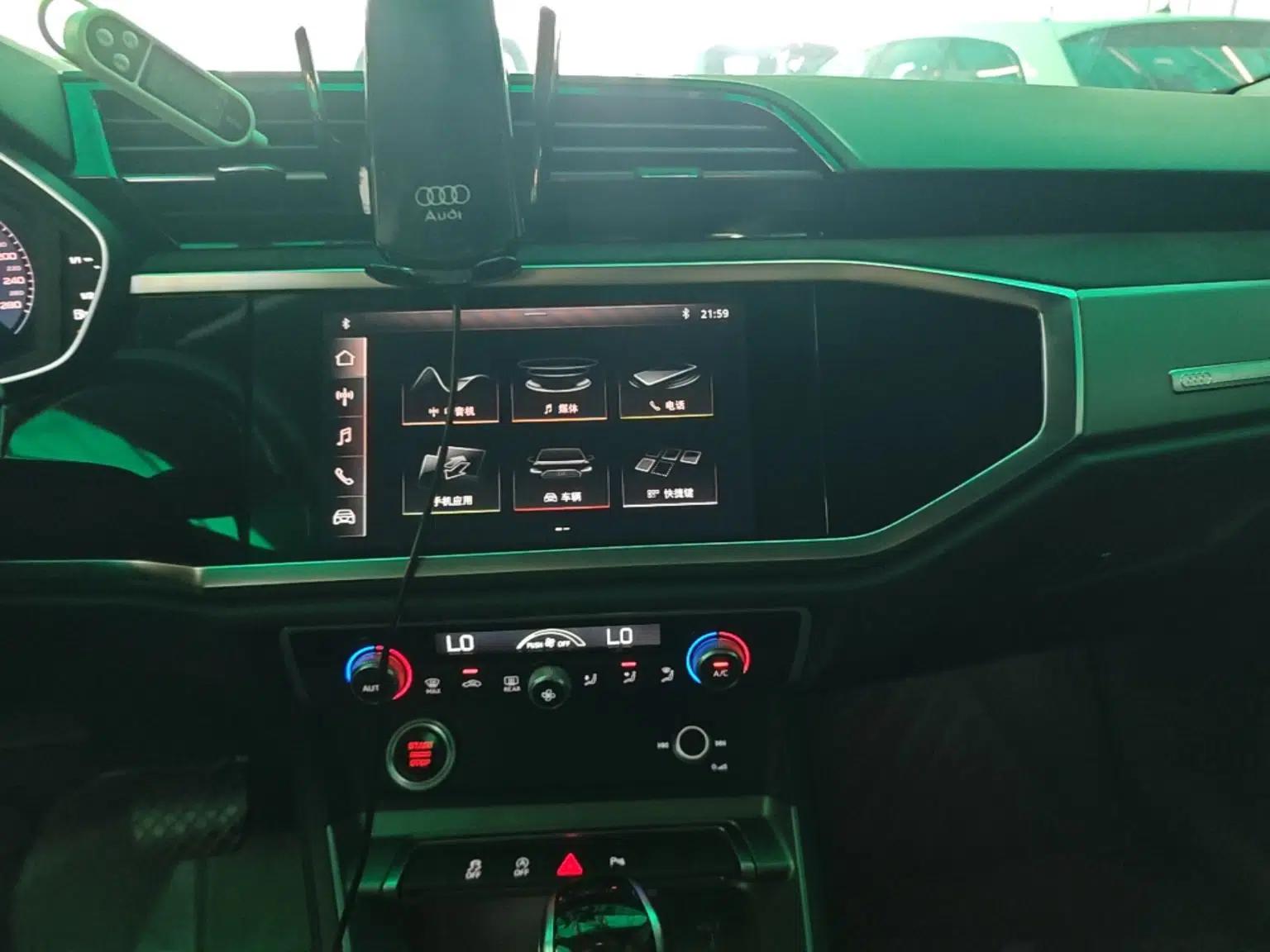 Audi Q3 2021 35 TFSI Progressive Dynamic Edition — миниатюра 15