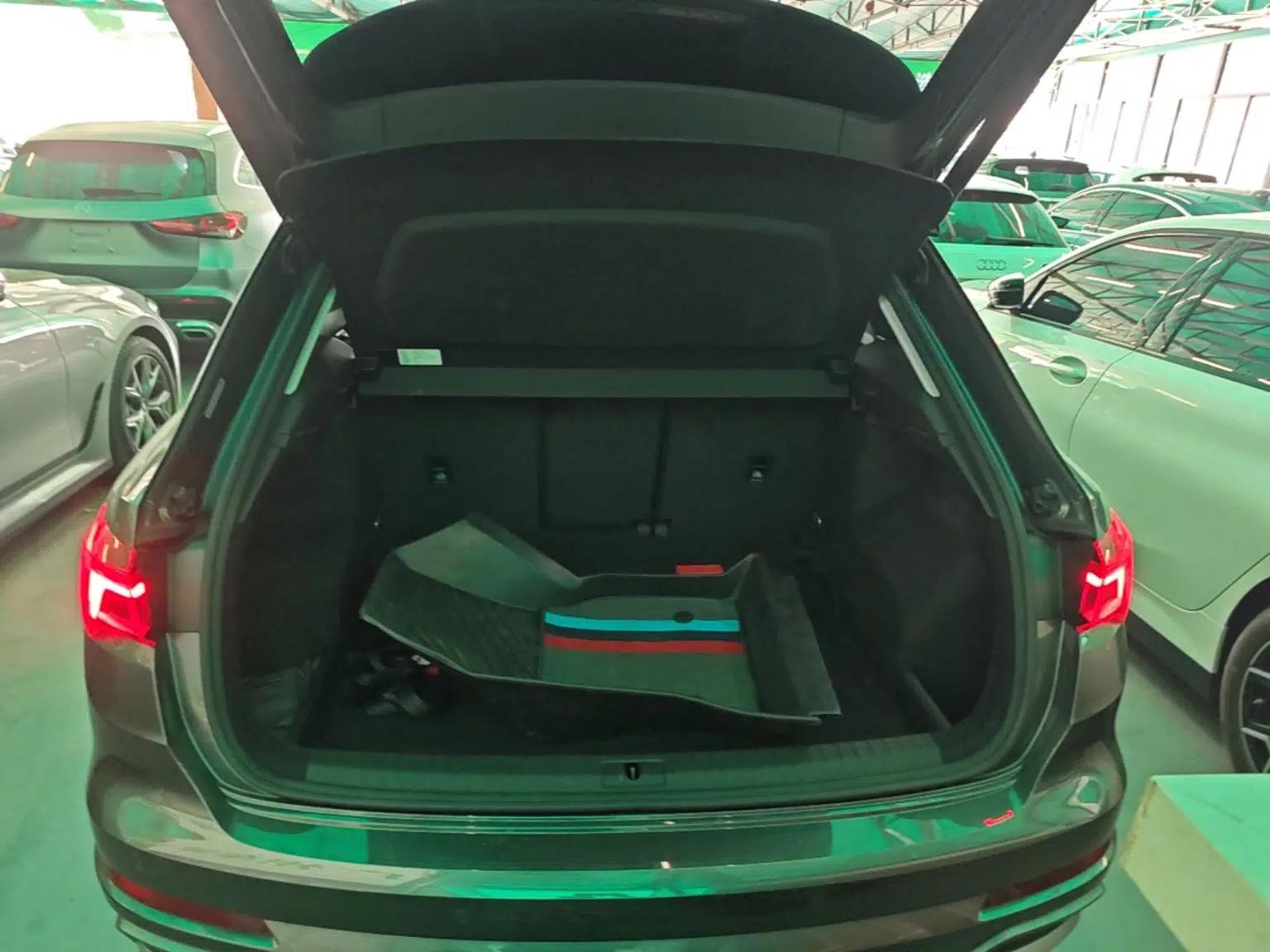 Audi Q3 2021 35 TFSI Progressive Dynamic Edition — миниатюра 22