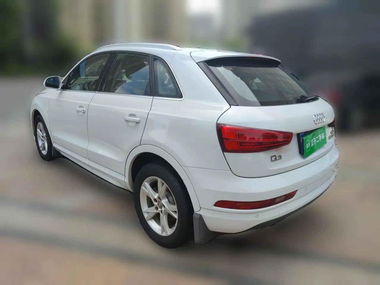 Audi Q3 2018 30th Anniversary Edition 30 TFSI Fashion Model — миниатюра 4