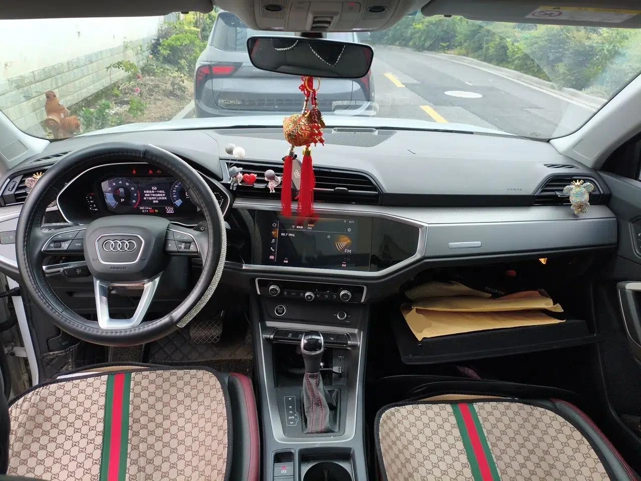 Audi Q3 2021 35 TFSI Fashionable and Elegant Model — миниатюра 9