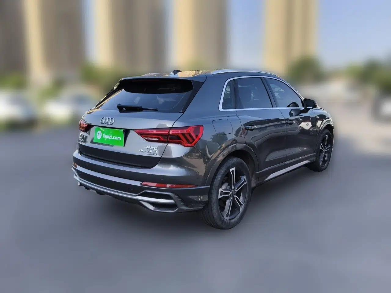 Audi Q3 2022 45 TFSI quattro Fashion Dynamic Model — миниатюра 6