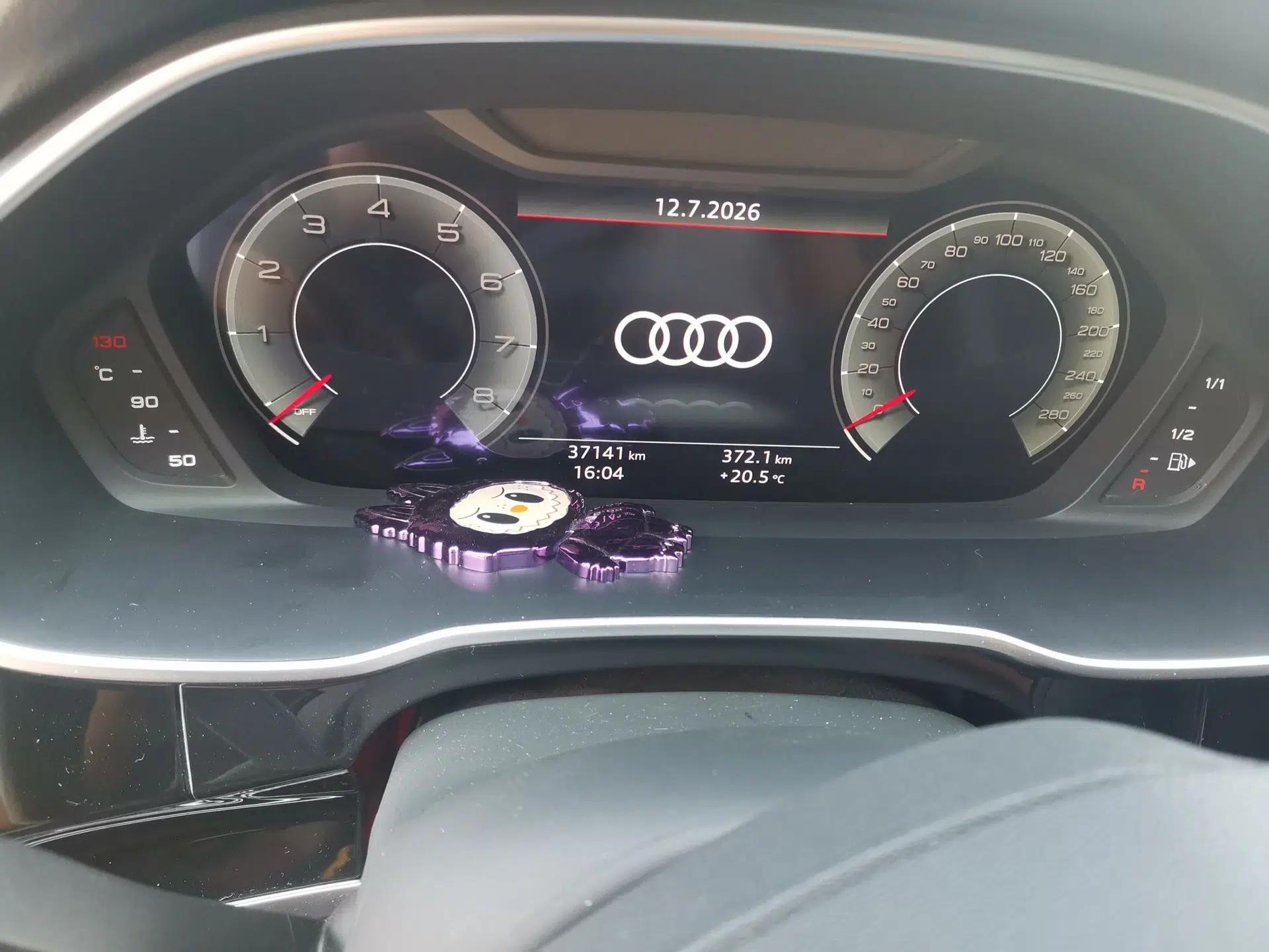 Audi Q3 2022 35 TFSI Fashion Dynamic Model — миниатюра 8