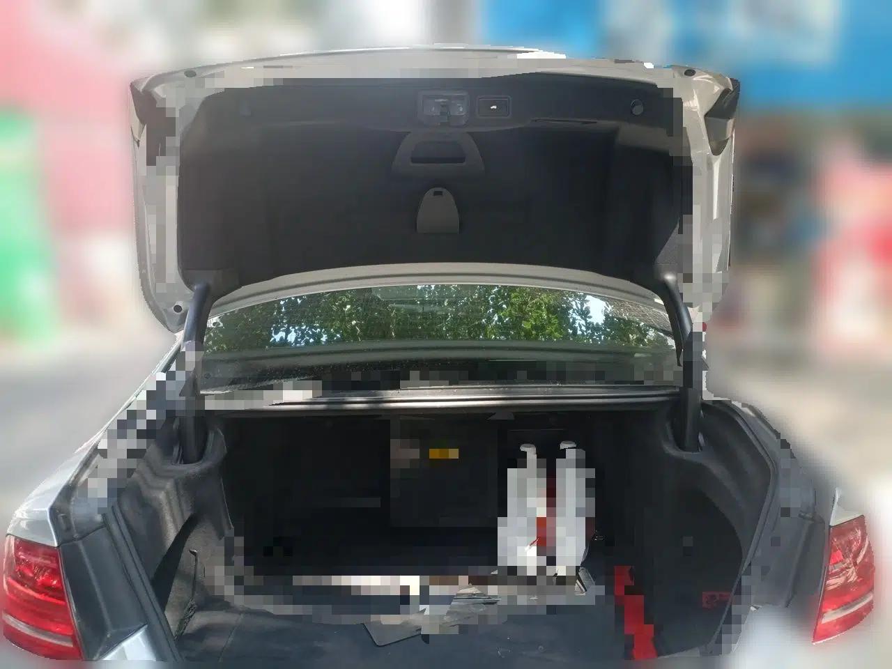 Audi A8 2011 A8L 3.0 TFSI quattro Prestige Edition (245kW) — миниатюра 19