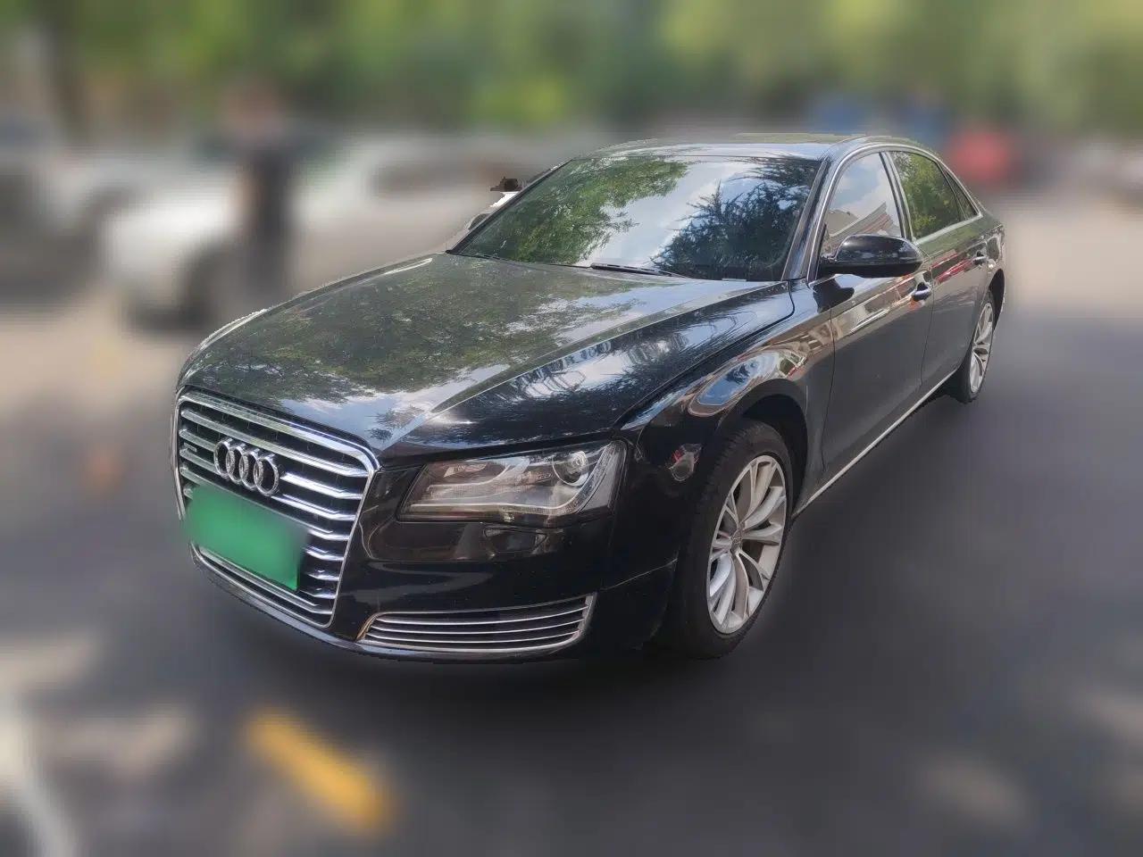 Audi A8 2013 A8L 45 TFSI quattro Luxury Model — миниатюра 1