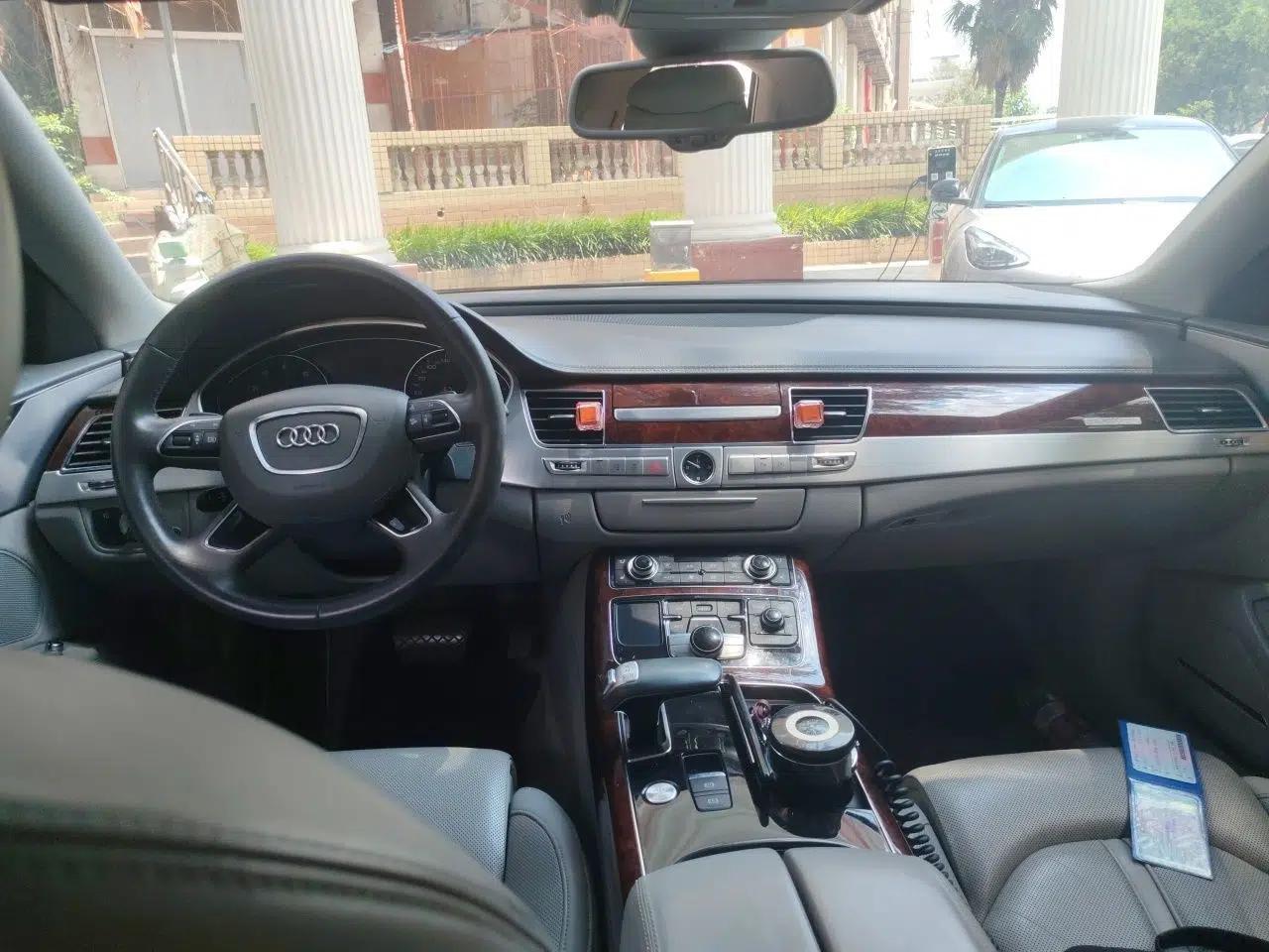 Audi A8 2013 A8L 45 TFSI quattro Luxury Model — миниатюра 9