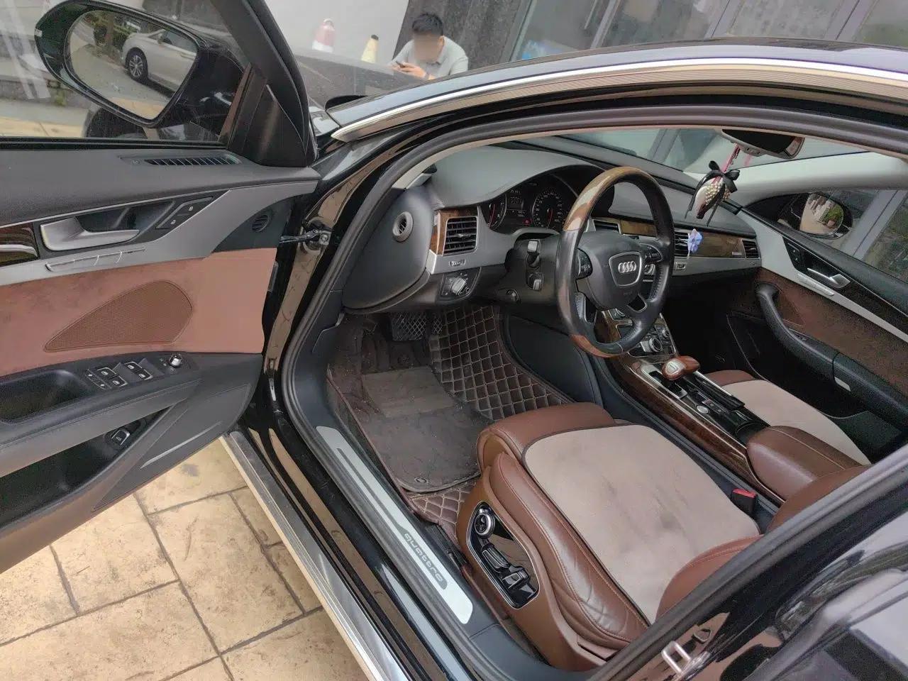Audi A8 2014 A8L 45 TFSI quattro Luxury Model — миниатюра 16