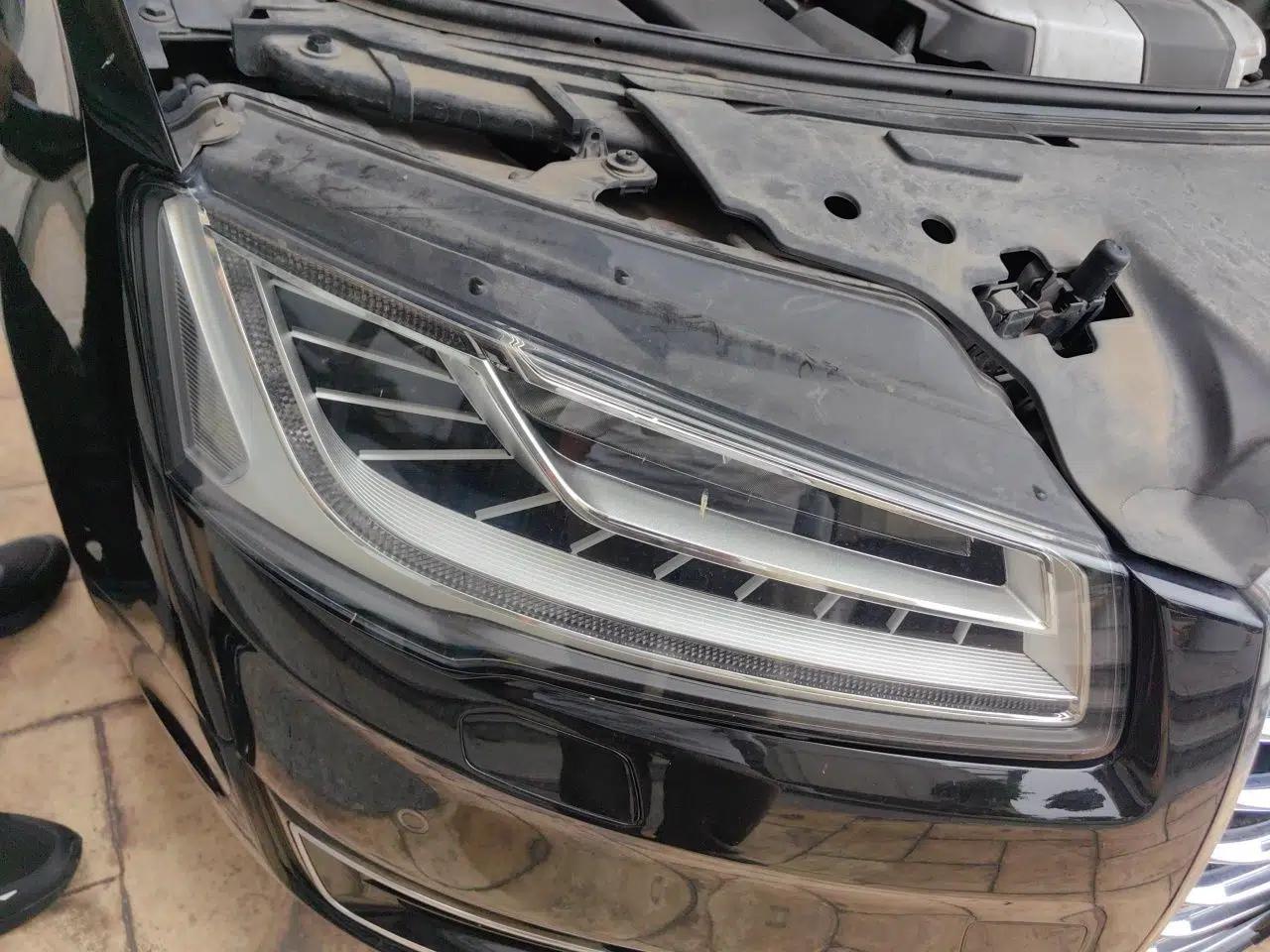 Audi A8 2014 A8L 45 TFSI quattro Luxury Model — миниатюра 7