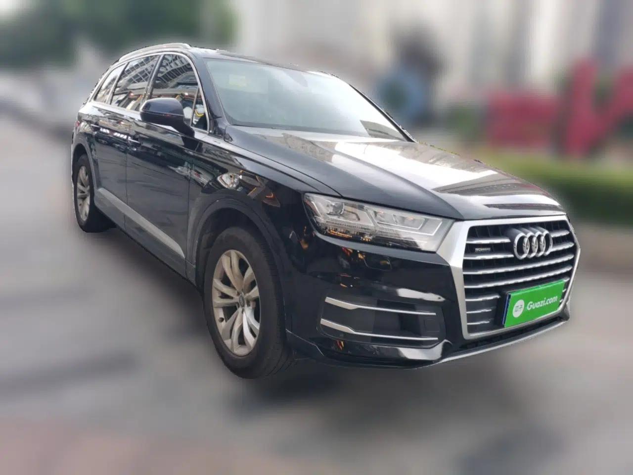 Audi Q7 2019 45 TFSI Comfort Model — миниатюра 3