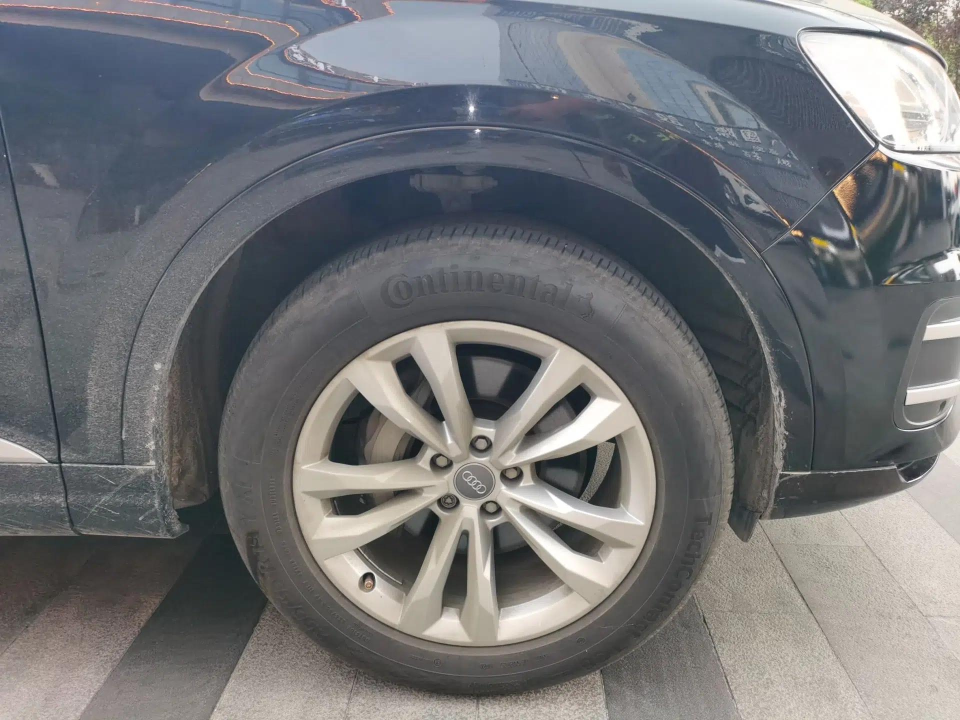 Audi Q7 2019 45 TFSI Comfort Model — миниатюра 8