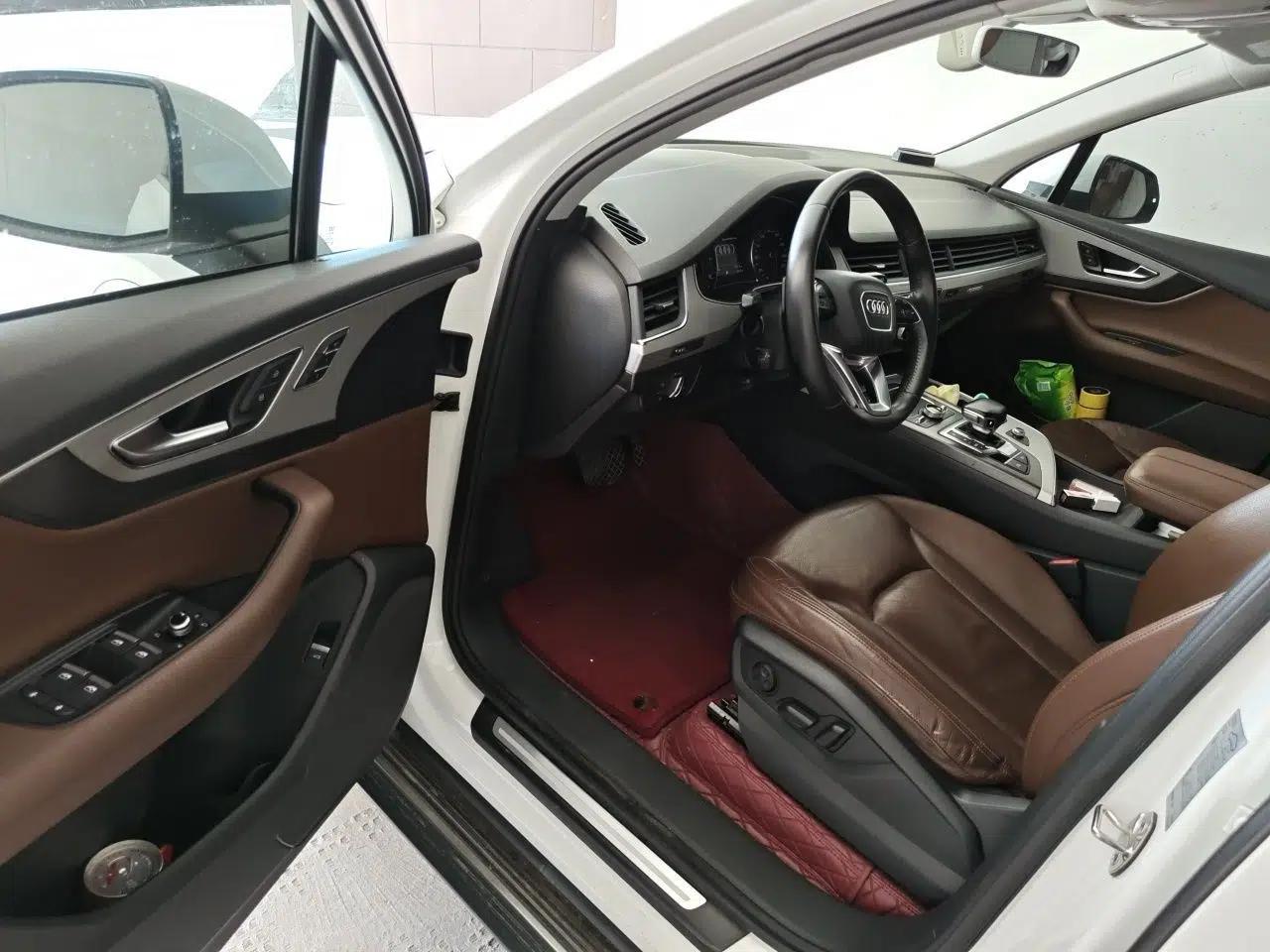 Audi Q7 2016 40 TFSI Comfort Model — миниатюра 16
