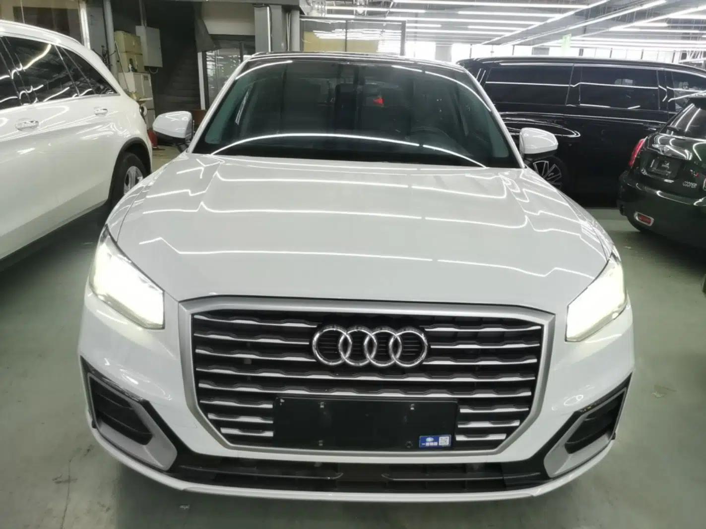Audi Q2L 2021 35 TFSI Fashionable and Elegant Model — миниатюра 2
