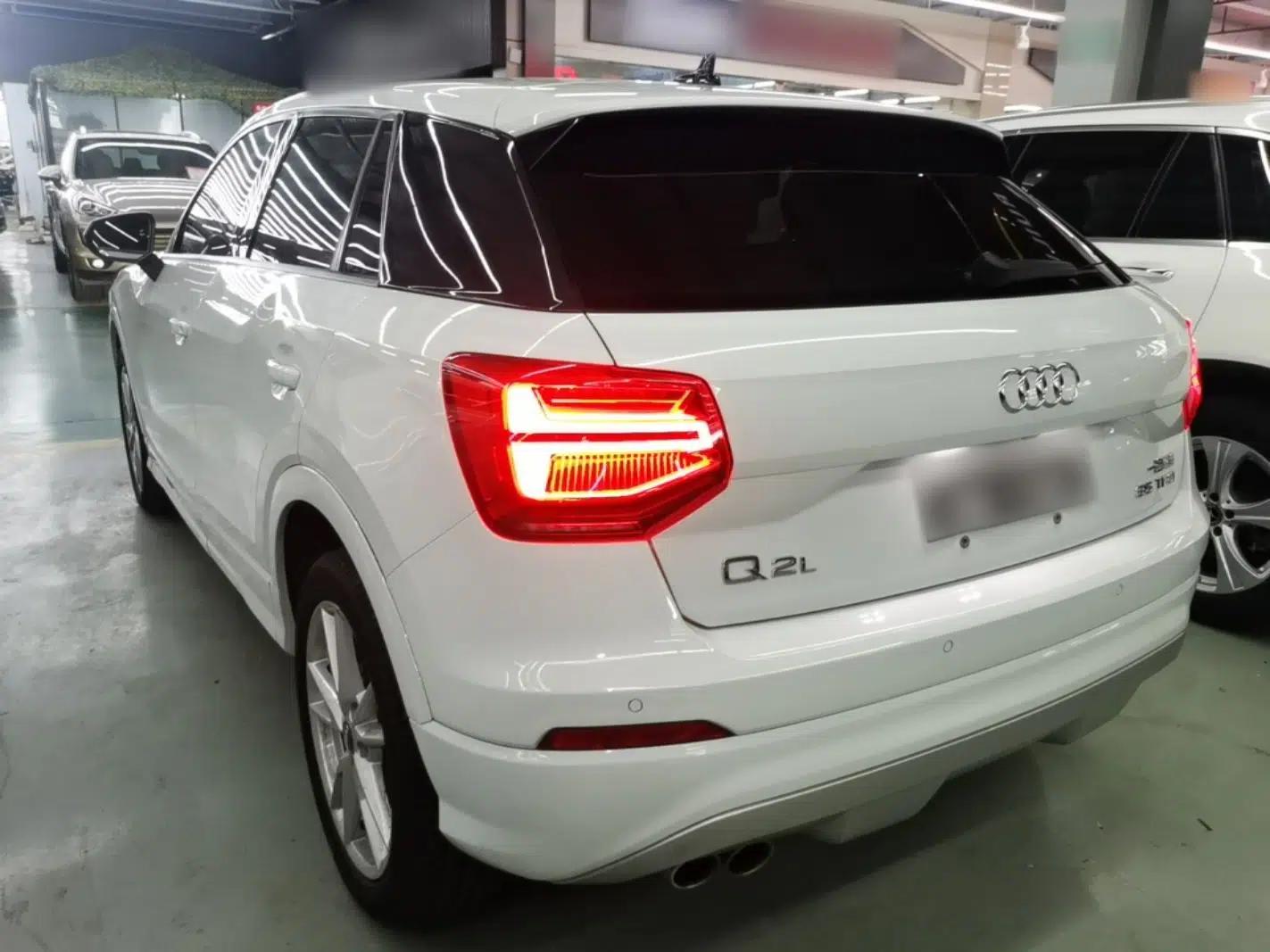 Audi Q2L 2021 35 TFSI Fashionable and Elegant Model — миниатюра 4