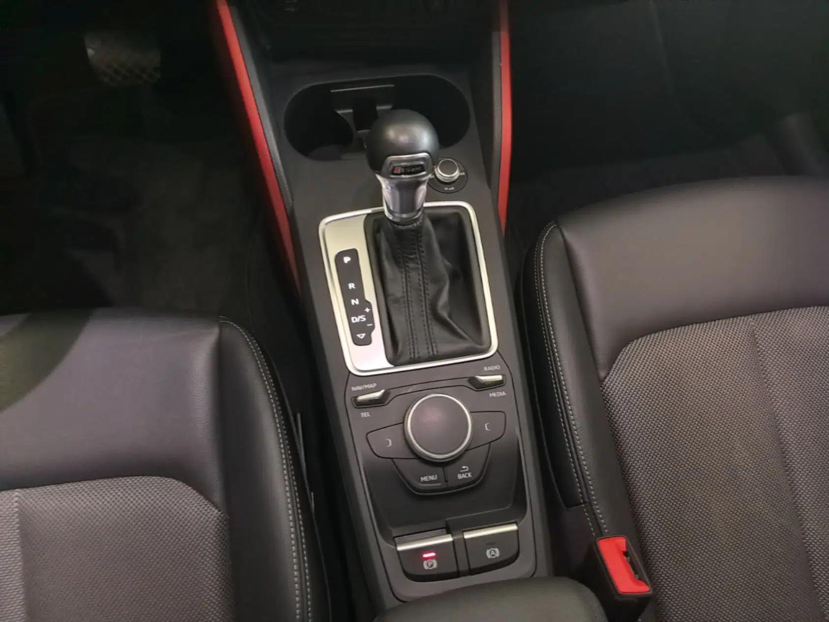 Audi Q2L 2018 35 TFSI Fashion Dynamic Version China VI Emission Standard — миниатюра 16