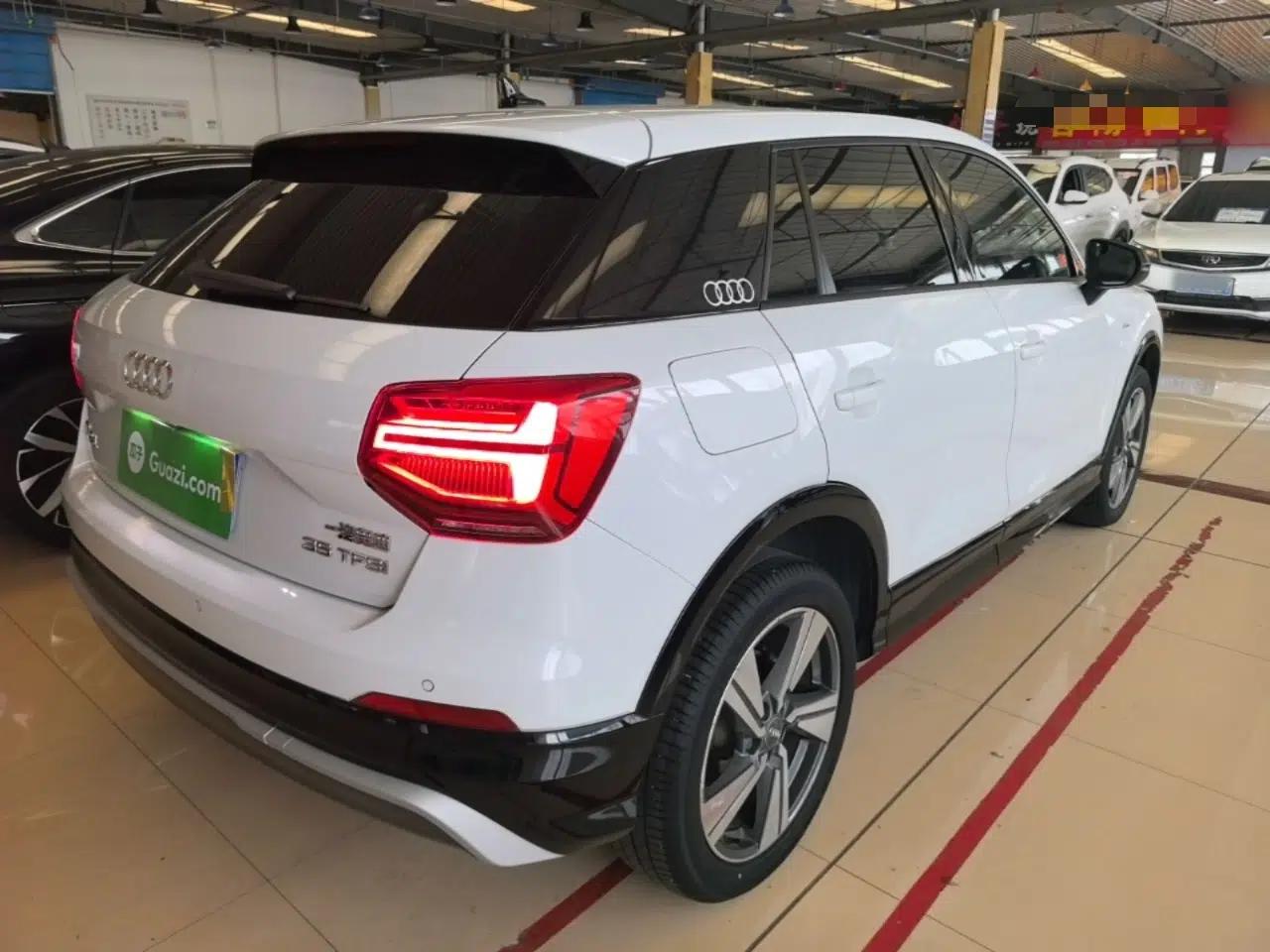 Audi Q2L 2018 35 TFSI Fashion Dynamic Version China VI Emission Standard — миниатюра 6