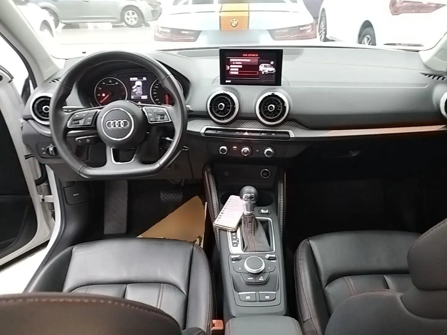 Audi Q2L 2022 35 TFSI Progressive Dynamic Edition — миниатюра 12