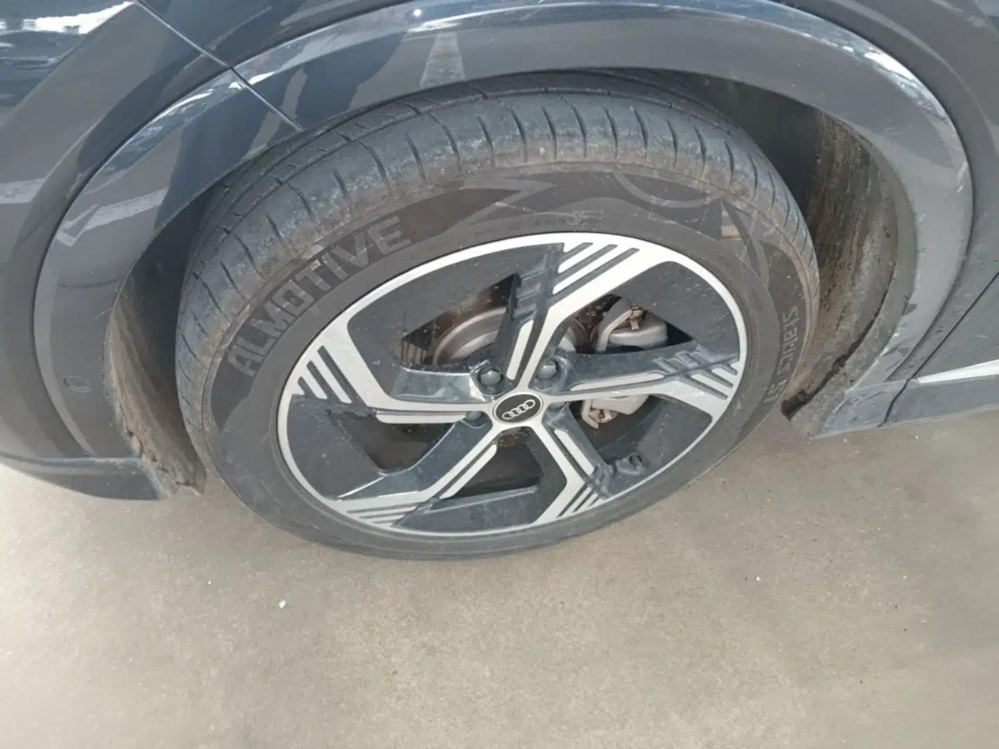 Audi Q4 e-tron 2022 40 e-tron Boundary Edition — миниатюра 10
