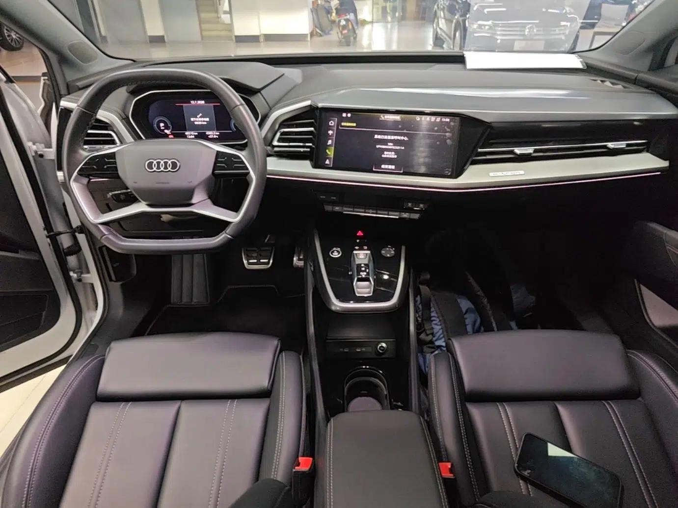 Audi Q4 e-tron 2024 40 e-tron Adventure Edition — миниатюра 17
