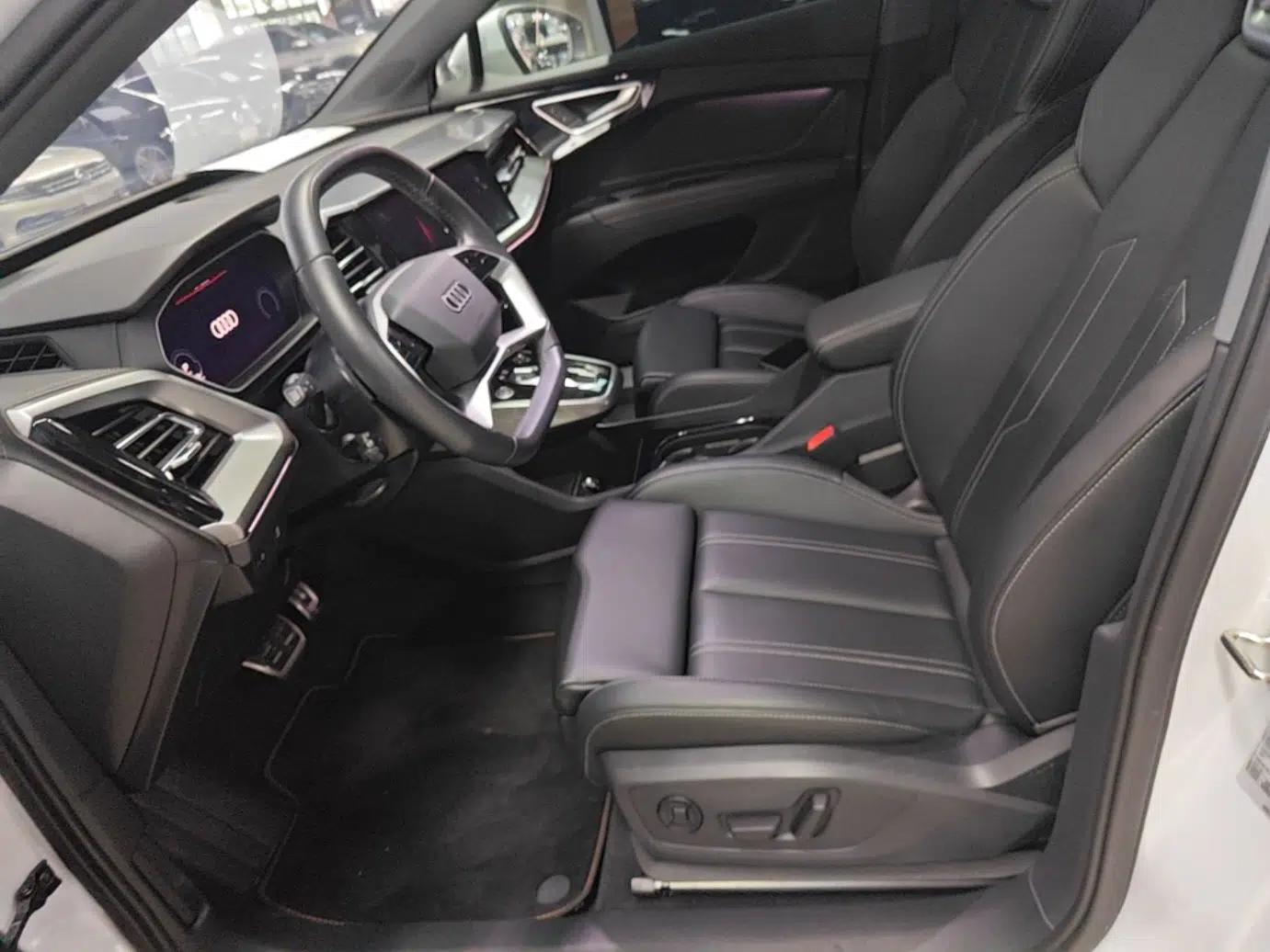 Audi Q4 e-tron 2024 40 e-tron Adventure Edition — миниатюра 22
