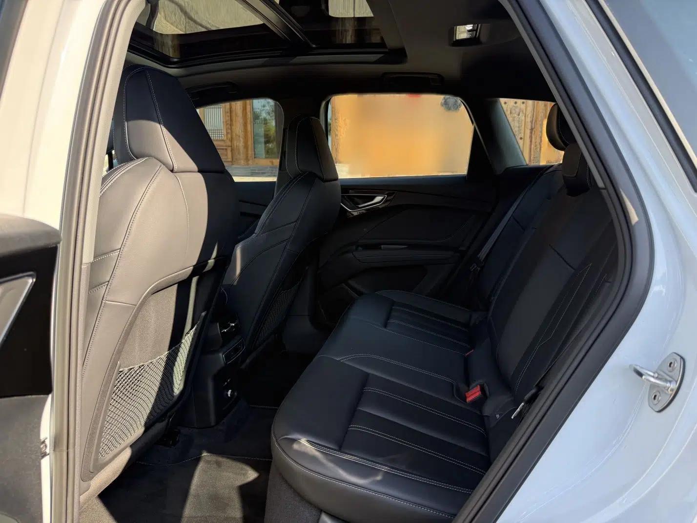 Audi Q4 e-tron 2024 40 e-tron Adventure Edition — миниатюра 31