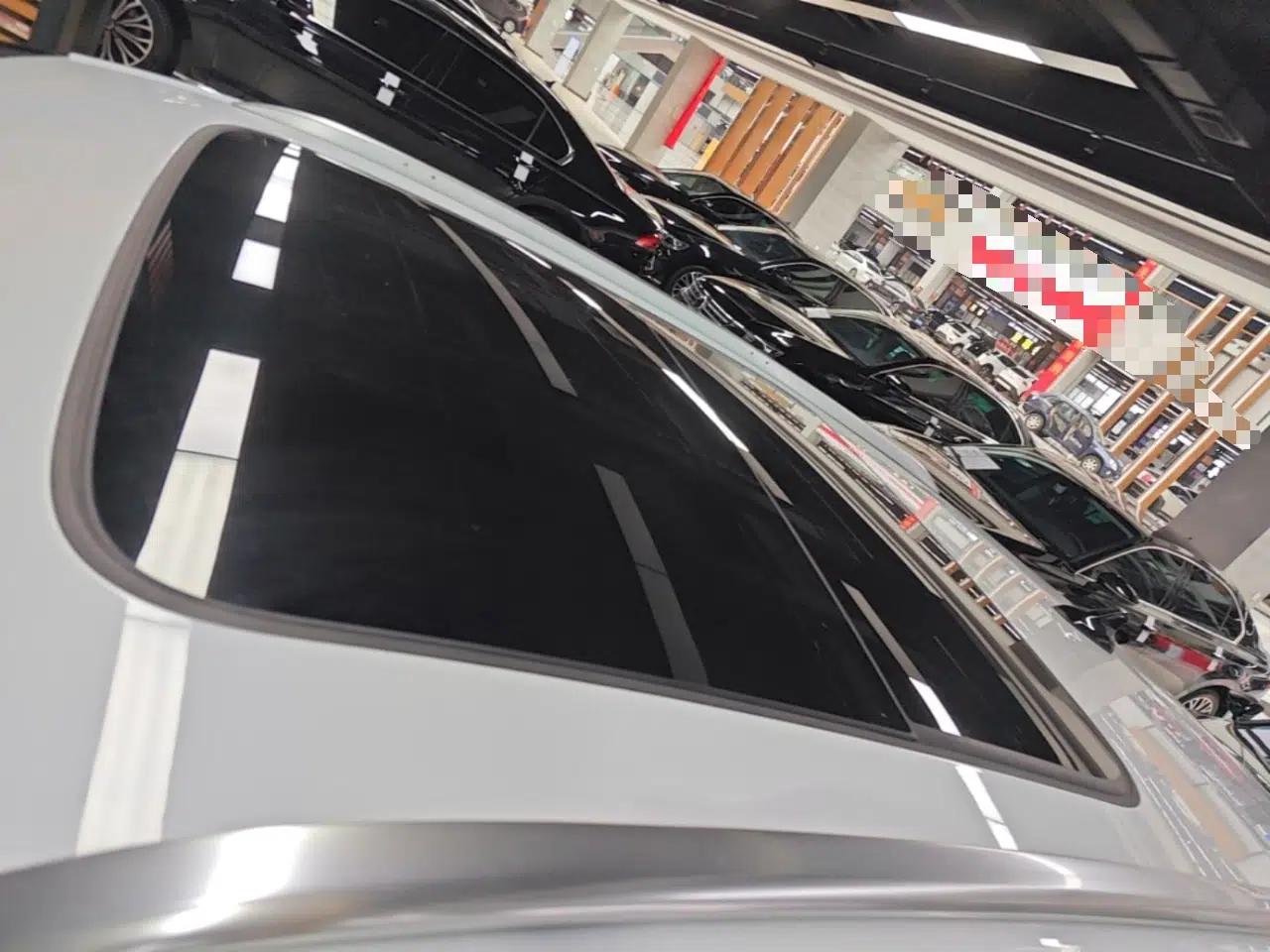 Audi Q4 e-tron 2024 40 e-tron Adventure Edition — миниатюра 7
