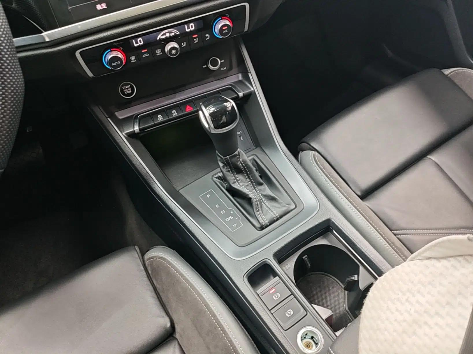 Audi Q3 Sportback 2022 40 TFSI Fashion Model — миниатюра 21