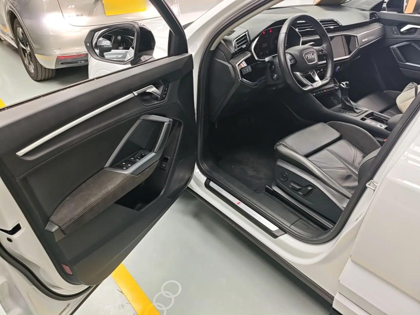 Audi Q3 Sportback 2022 40 TFSI Fashion Model — миниатюра 23