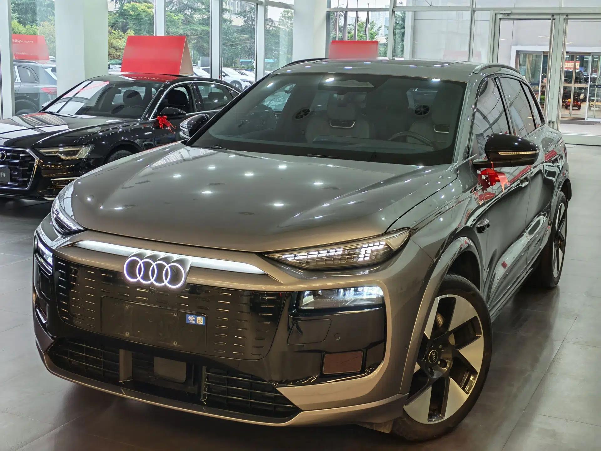 Audi Q6L e-tron 2026 First Launch Navigation Edition — миниатюра 1