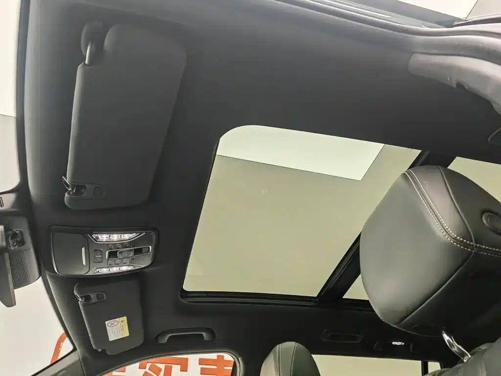 Trumpchi GS8 2022 Navigator Series 2.0TGDI 2WD Premium Edition (7-seater) — миниатюра 14