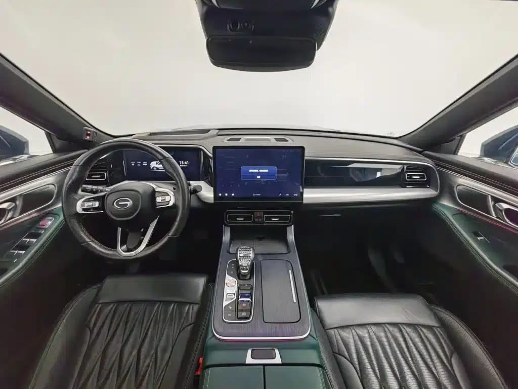 Trumpchi GS8 2022 Navigator Series 2.0TGDI 2WD Premium Edition (7-seater) — миниатюра 5