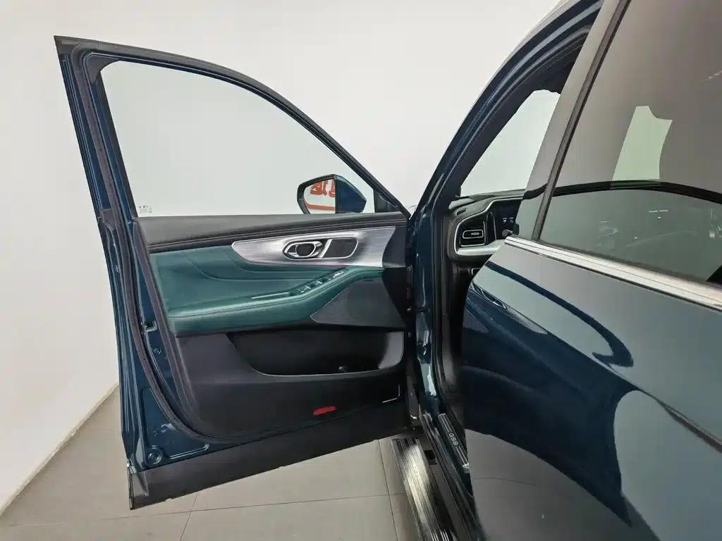 Trumpchi GS8 2022 Navigator Series 2.0TGDI 2WD Premium Edition (7-seater) — миниатюра 8