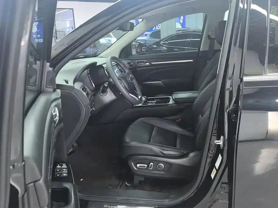 Trumpchi GS8 2020 390T 2WD Luxury Intelligent Commemorative Edition (7-seater) — миниатюра 9