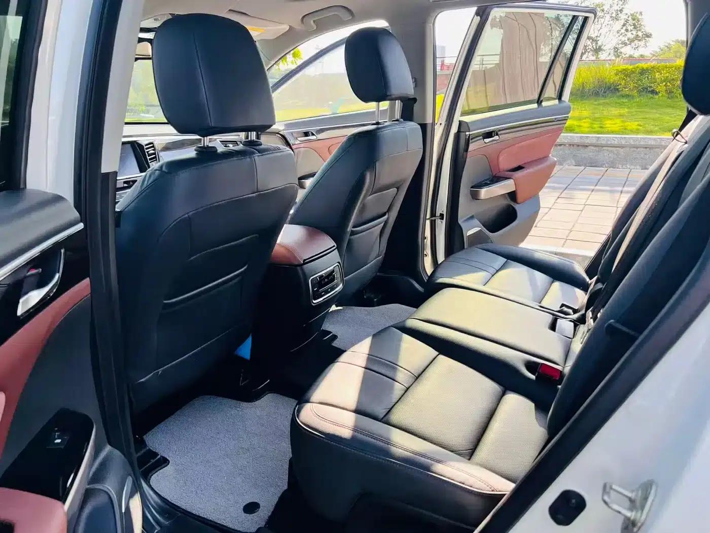 Trumpchi GS8 2017 320T 2WD Luxury Intelligent Connected Edition (7-seater) — миниатюра 6