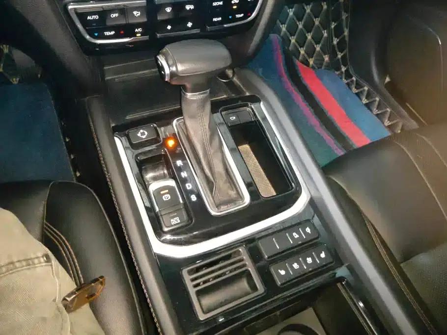 Trumpchi GS8 2017 320T 2WD Luxury Intelligent Connected Edition (7-seater) — миниатюра 16