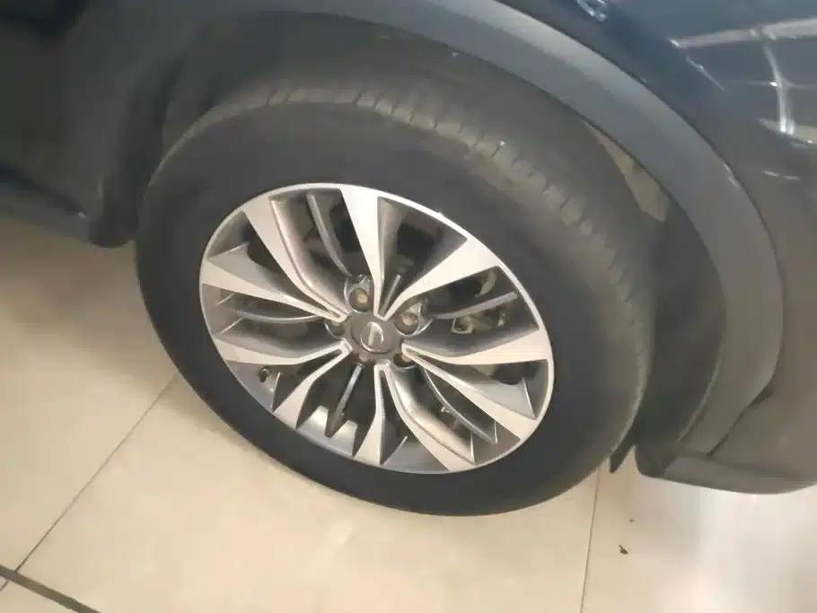 Trumpchi GS8 2017 320T 2WD Luxury Intelligent Connected Edition (7-seater) — миниатюра 6