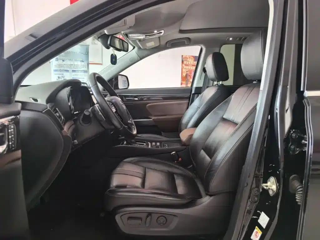 Trumpchi GS8 2017 320T 2WD Luxury Intelligent Connected Edition (7-seater) — миниатюра 15