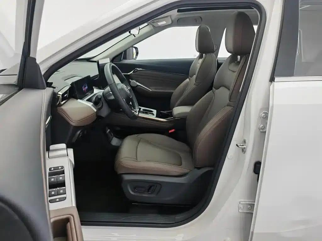 Trumpchi GS4 2024 MAX 1.5T Flagship Edition — миниатюра 10