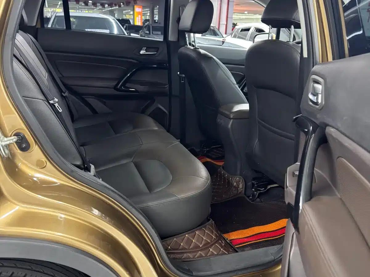 Trumpchi GS4 2015 200T Manual Elite Edition — миниатюра 9