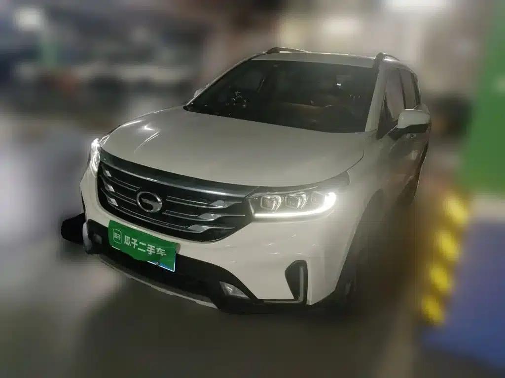Trumpchi GS4 2018 235T Automatic 2WD Luxury Intelligent Connectivity Millionth Anniversary Edition — миниатюра 1