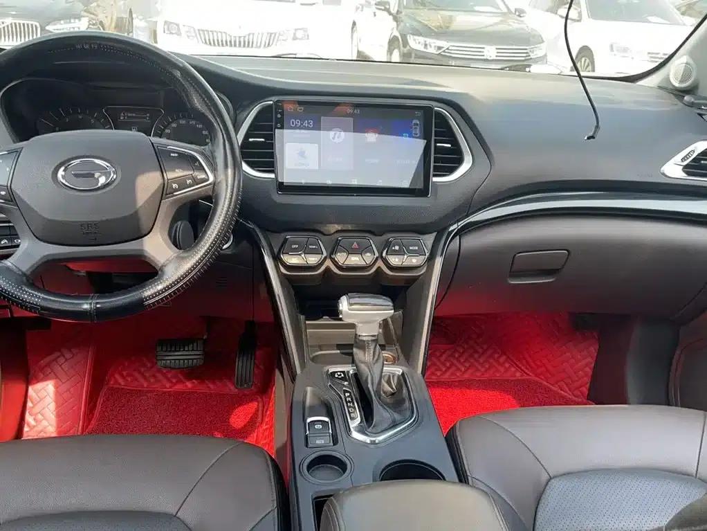 Trumpchi GS4 2017 235T Automatic 2WD Luxury Intelligent Edition — миниатюра 17