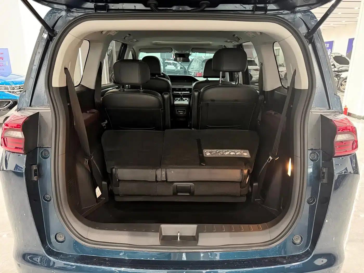 Trumpchi M6 2021 270T DCT Luxury Edition (7-seater) — миниатюра 20