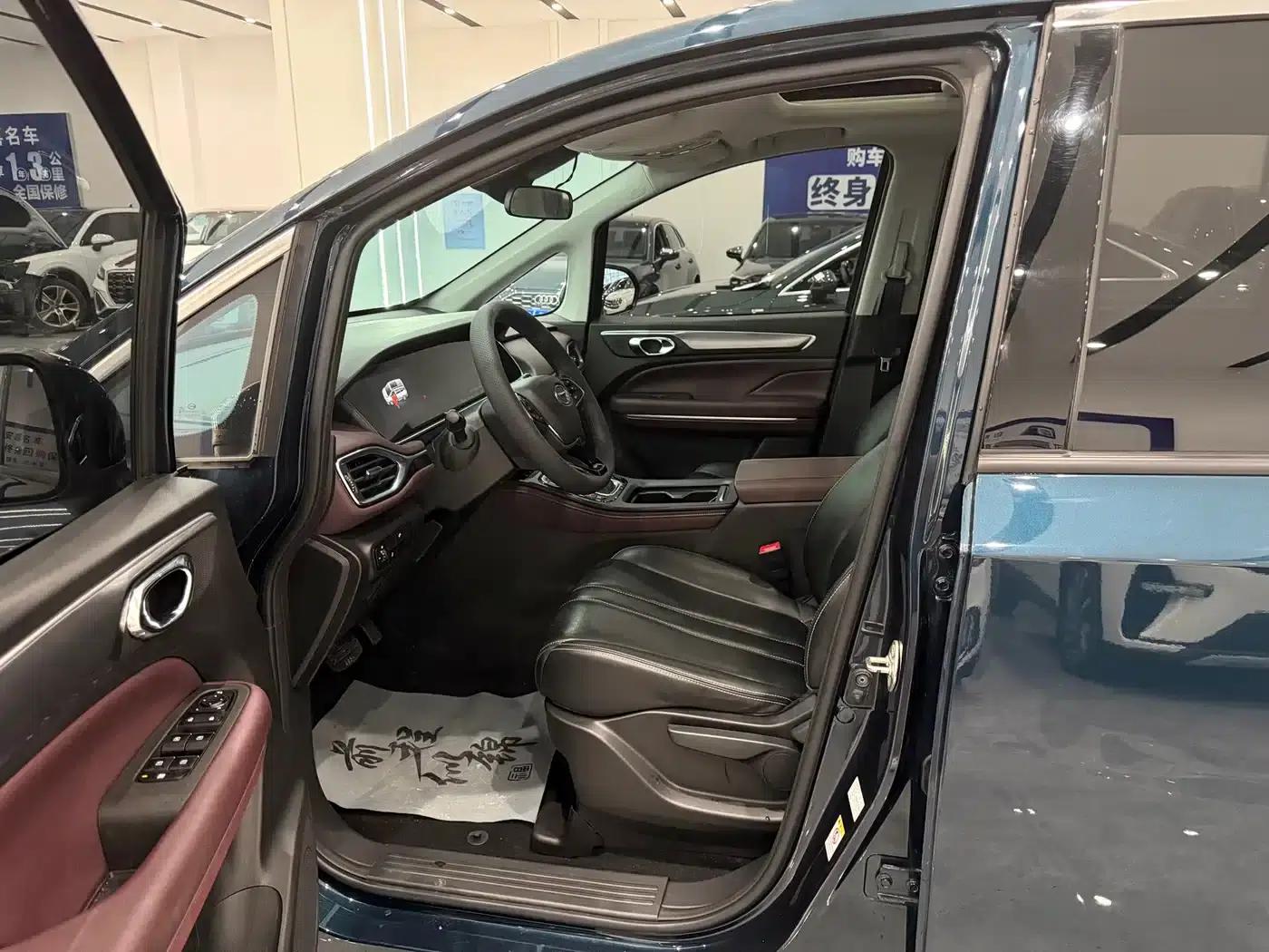 Trumpchi M6 2021 270T DCT Luxury Edition (7-seater) — миниатюра 8