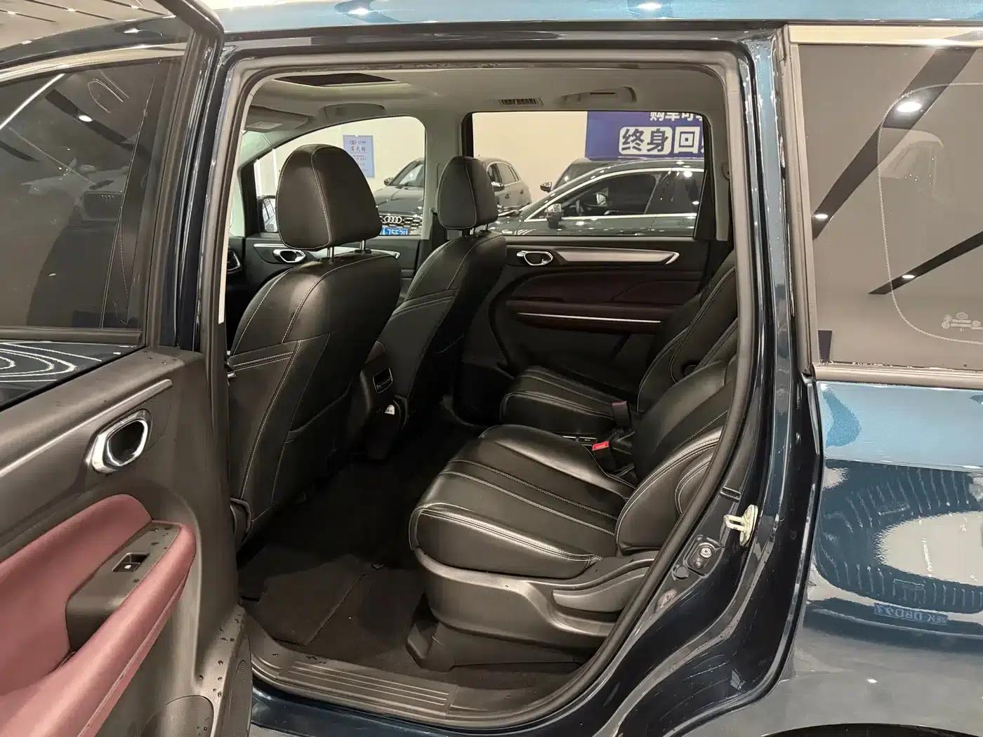 Trumpchi M6 2021 270T DCT Luxury Edition (7-seater) — миниатюра 9