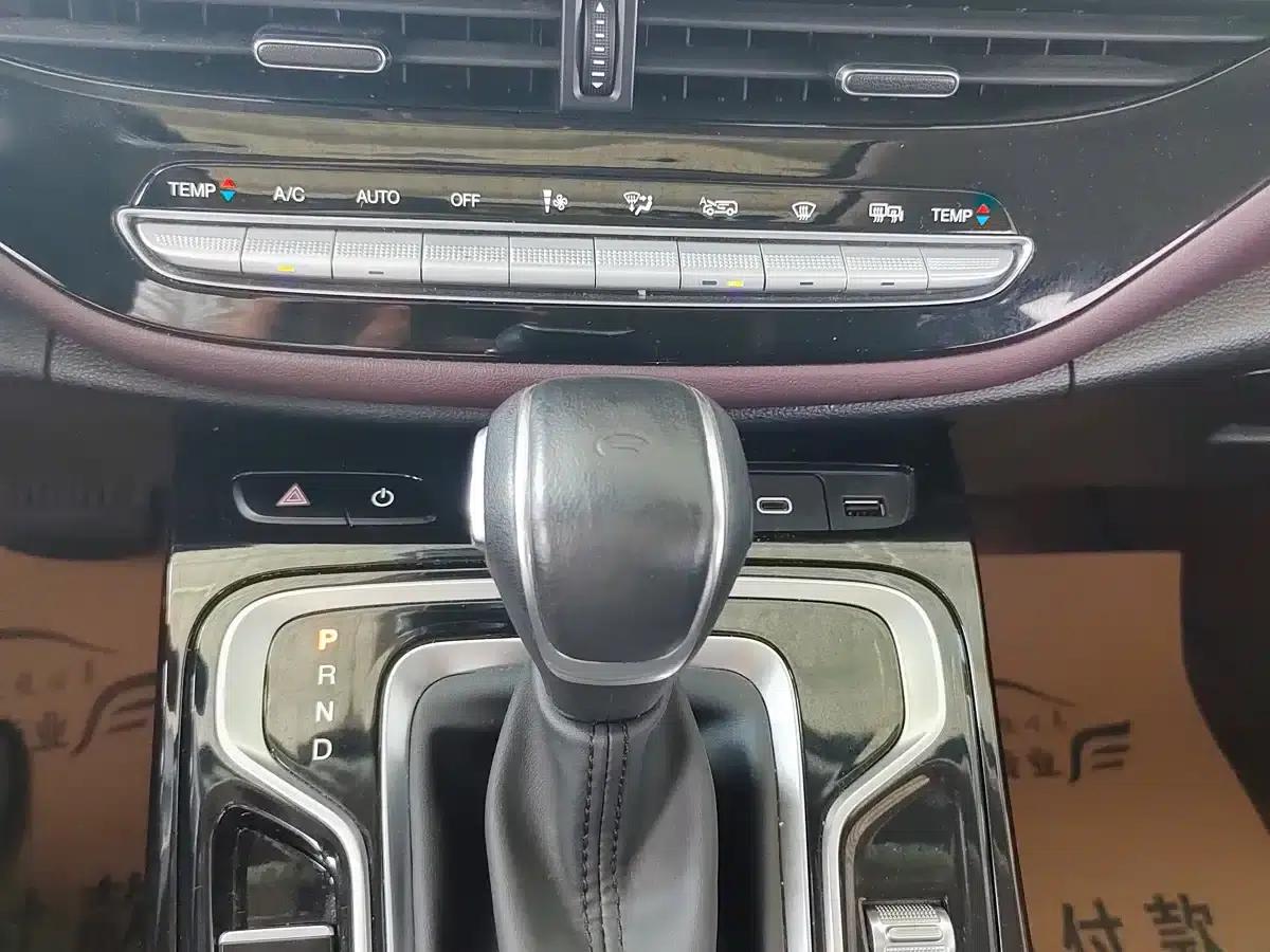 Trumpchi M6 2024 MAX 270T WDCT Premium Edition — миниатюра 11