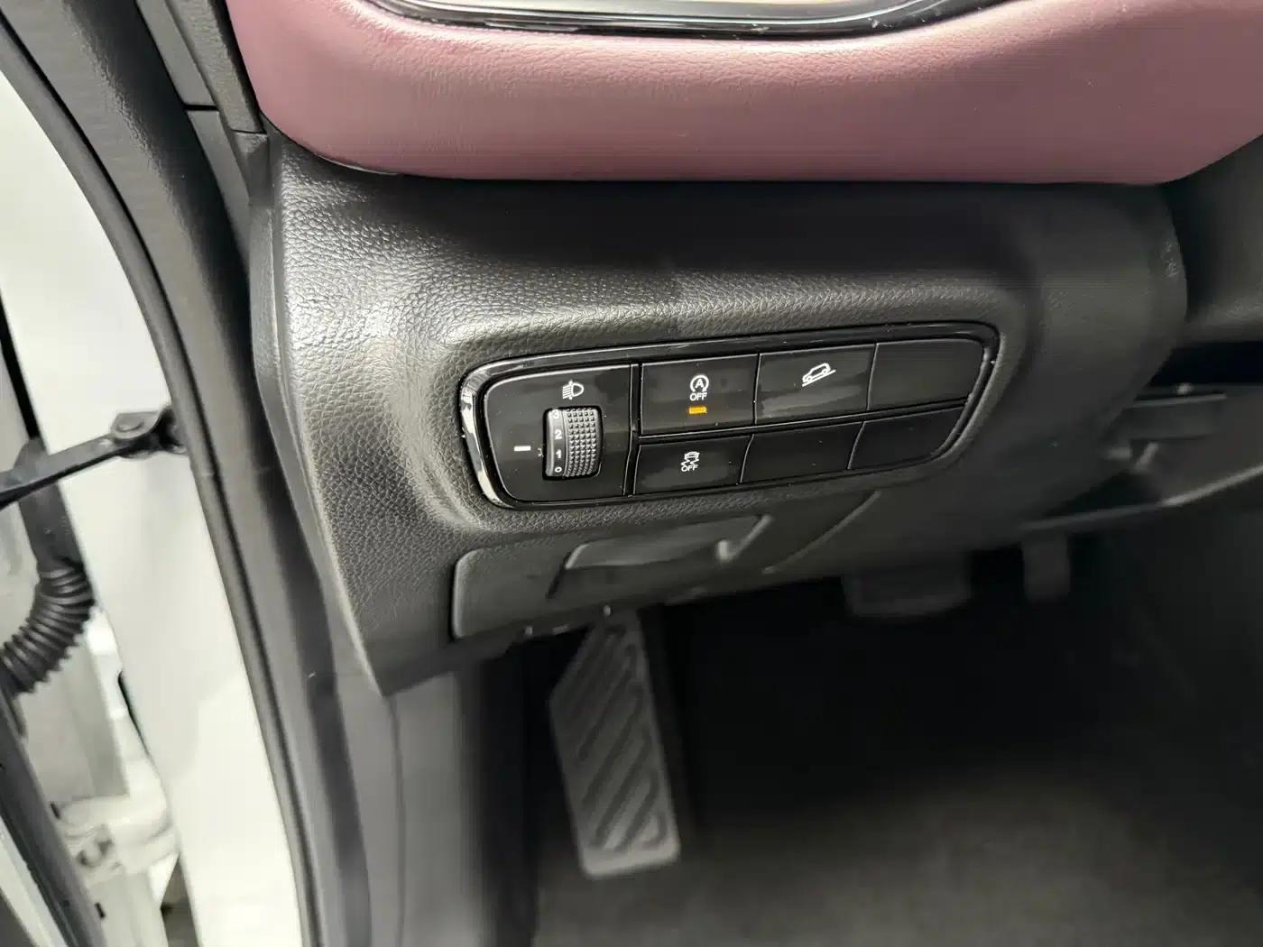 Trumpchi M6 2021 PRO 270T Automatic Luxury Edition — миниатюра 21