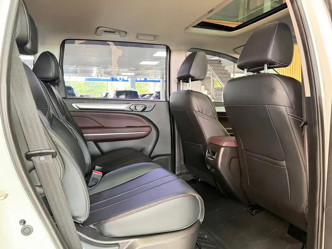 Trumpchi M6 2023 PRO 270T DCT Luxury Edition — миниатюра 13