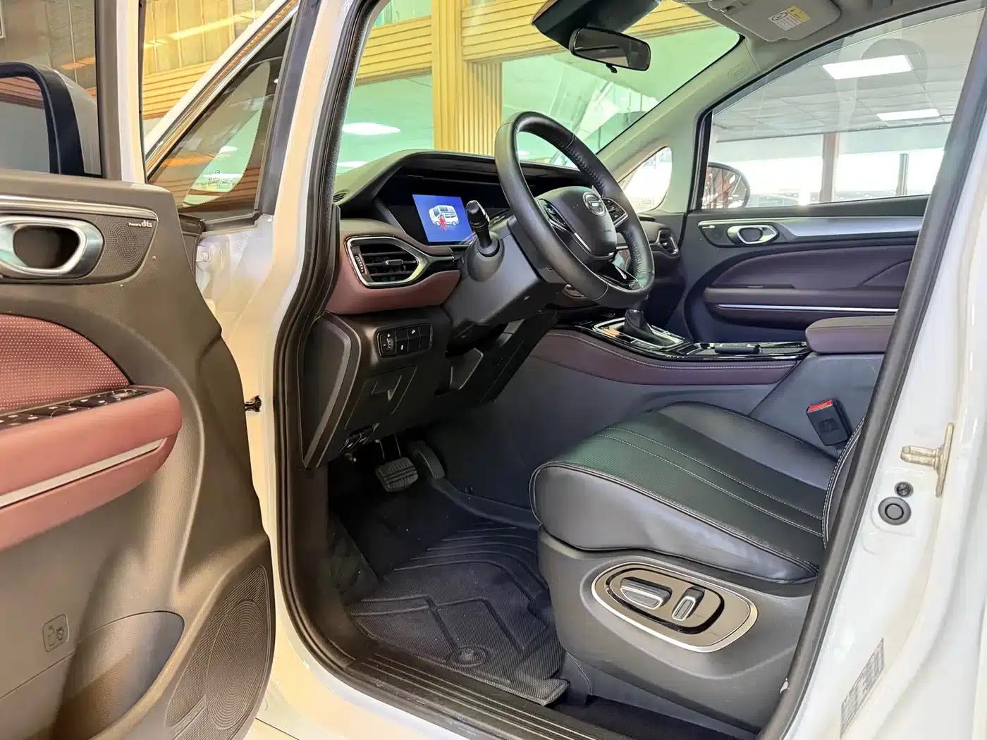 Trumpchi M6 2023 PRO 270T DCT Luxury Edition — миниатюра 4